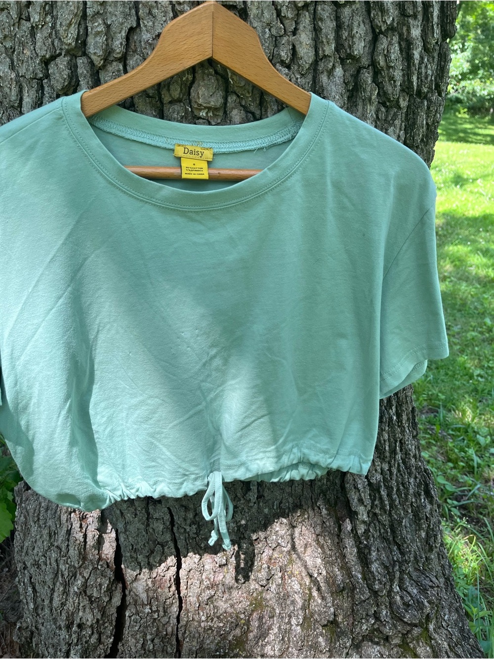 ⭐️Daisy Drawstring T-Shirt in size S